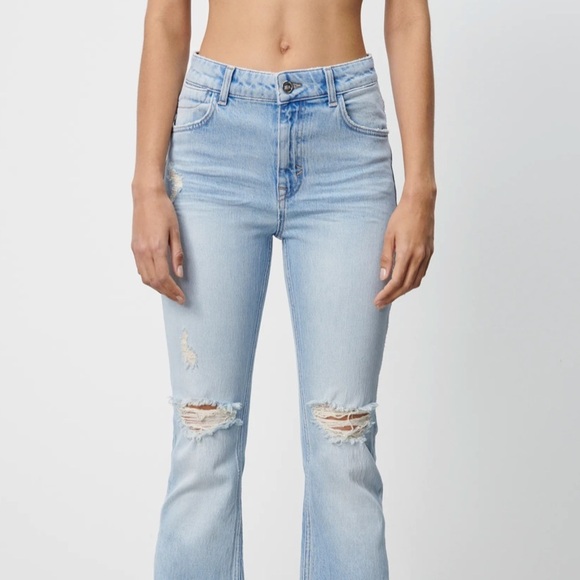 ZARA Z1975 Light Blue High Rise Flared Jeans Size 6 Flared Leg BNWT - Picture 4 of 7